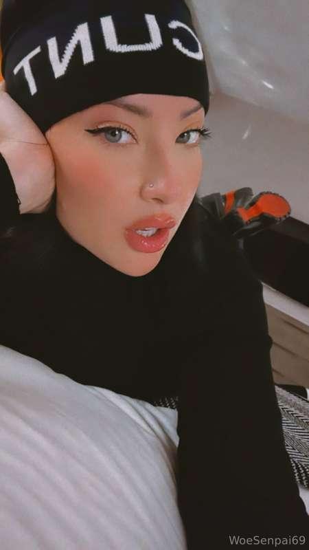 Tell me I'm a good girl
