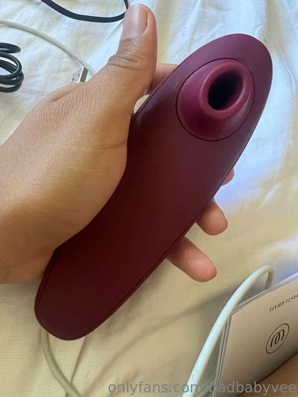 New toy to make my pussy gush ;))) haven’t tried it yet