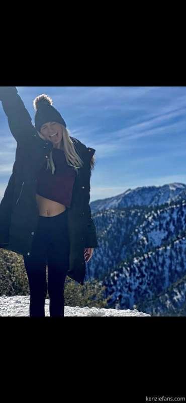 Just be happy and free😝✌🏻