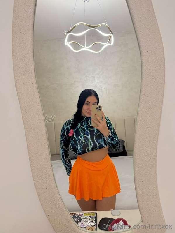 Electrifying vibes only... can you handle it? 🤭