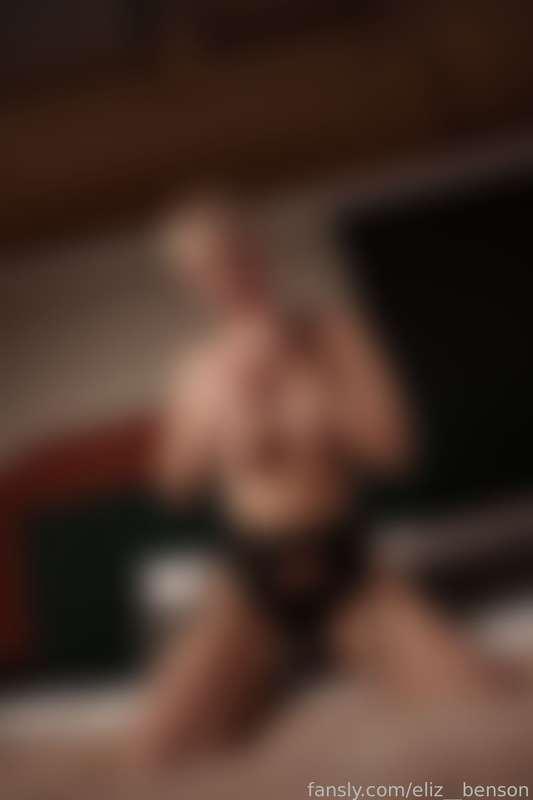 eliz__benson image #2