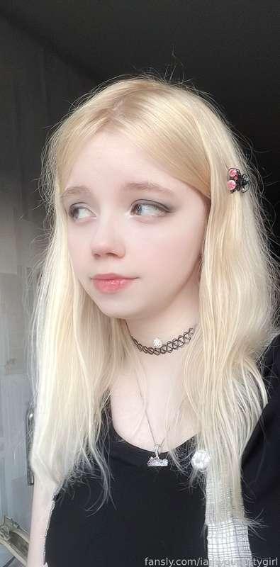 iamyourkittygirl image #3