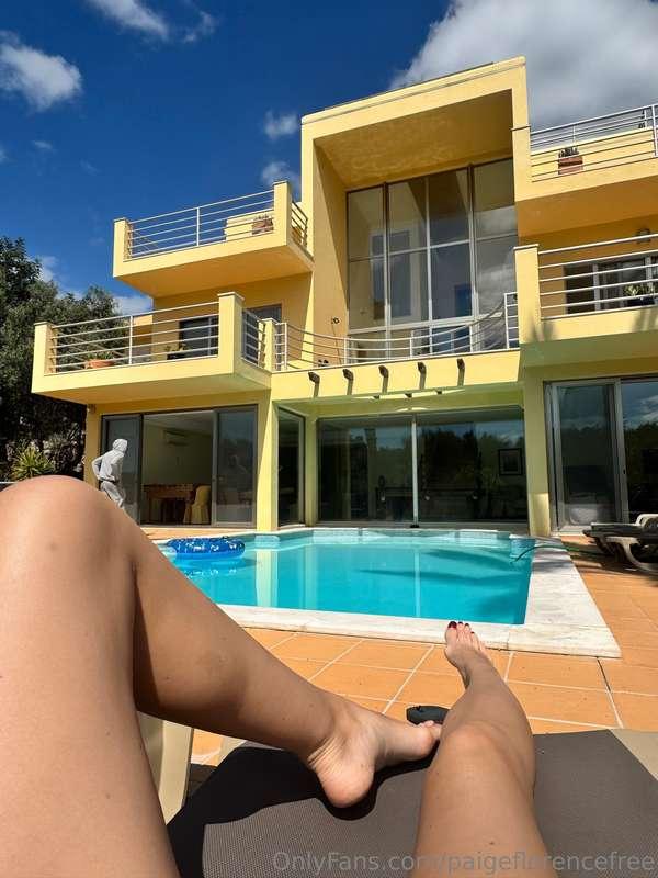 Good morning, I’m in a villa abroad and I’m shooting loads o..
