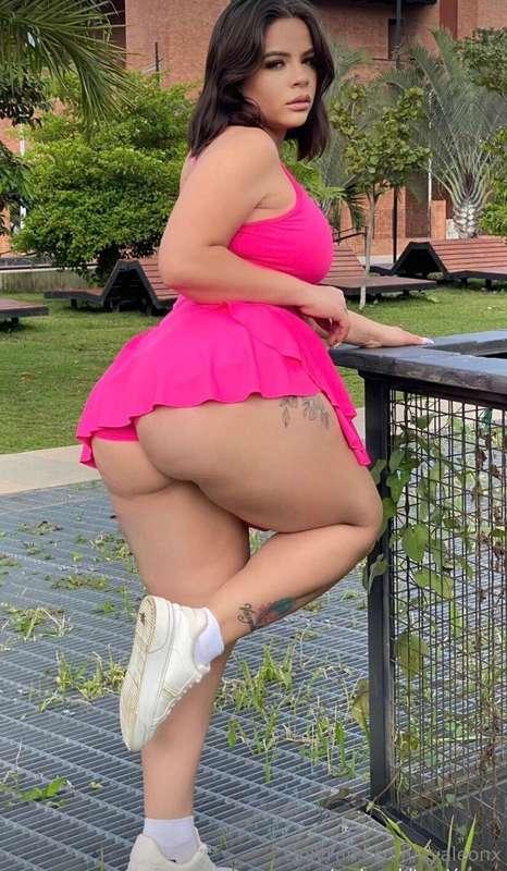 anybody wanna play with me? 🥰