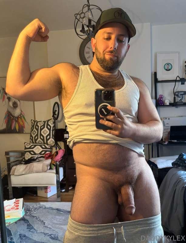 I’ve been feral all fukin week long. Someone milk my cock in..