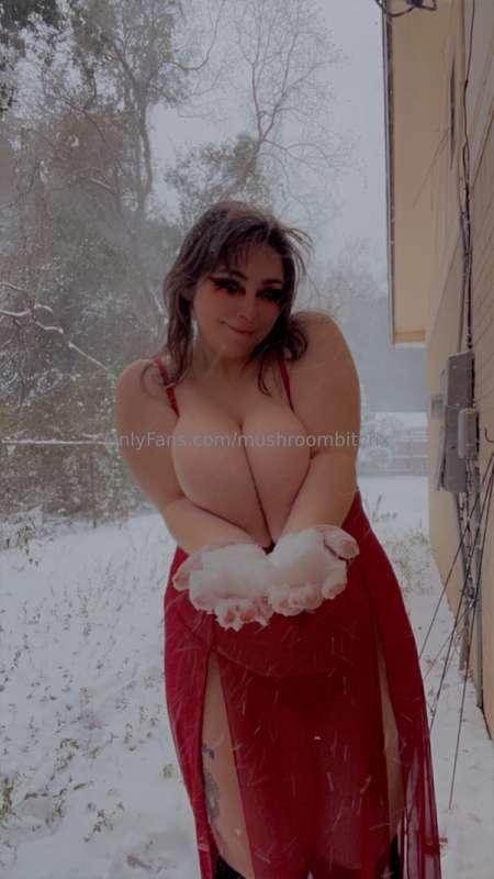 mushroombitchx image #2