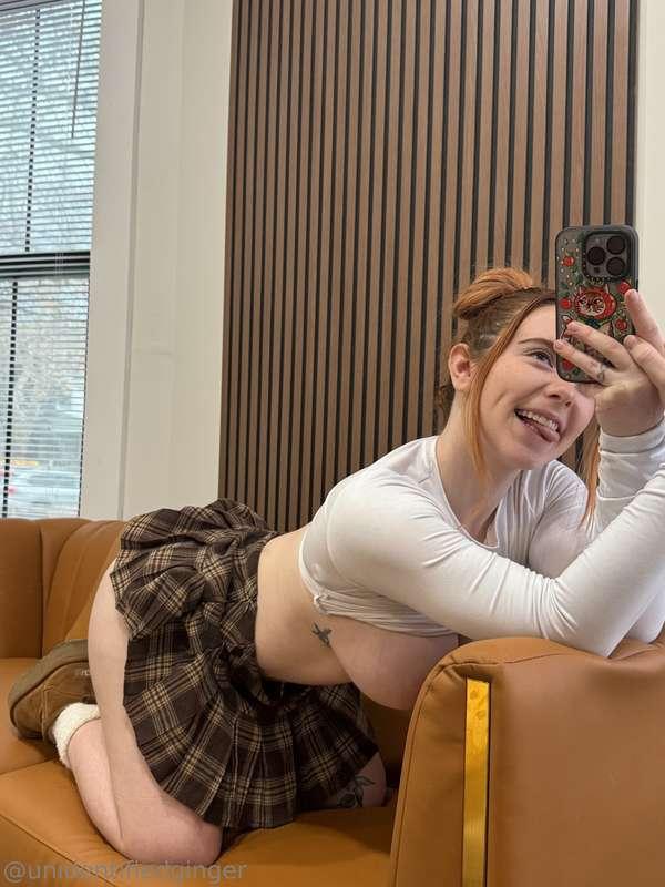 a ginger in a mini skirt heheh