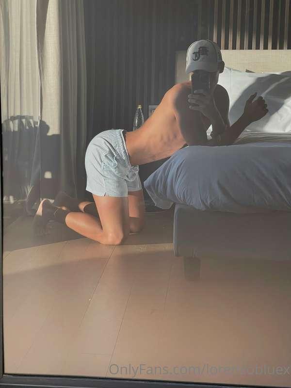 pool boy vibes 💙