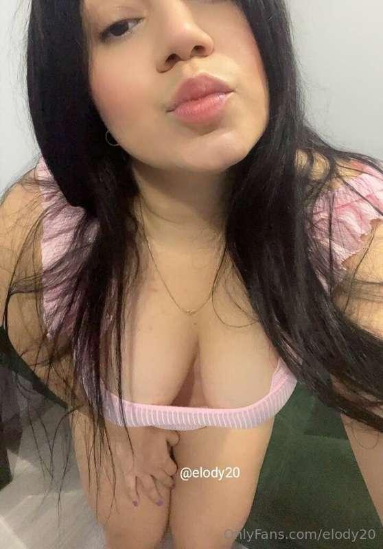 You want a personalized video love... I want to scream your ..