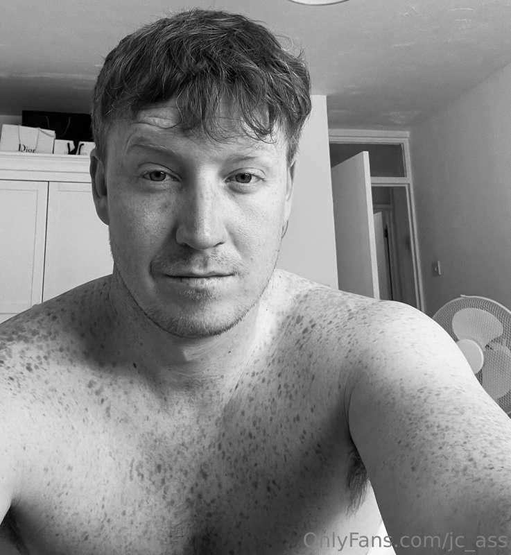 I’ve just sent you all a naughty picture;)
Do you want the v..