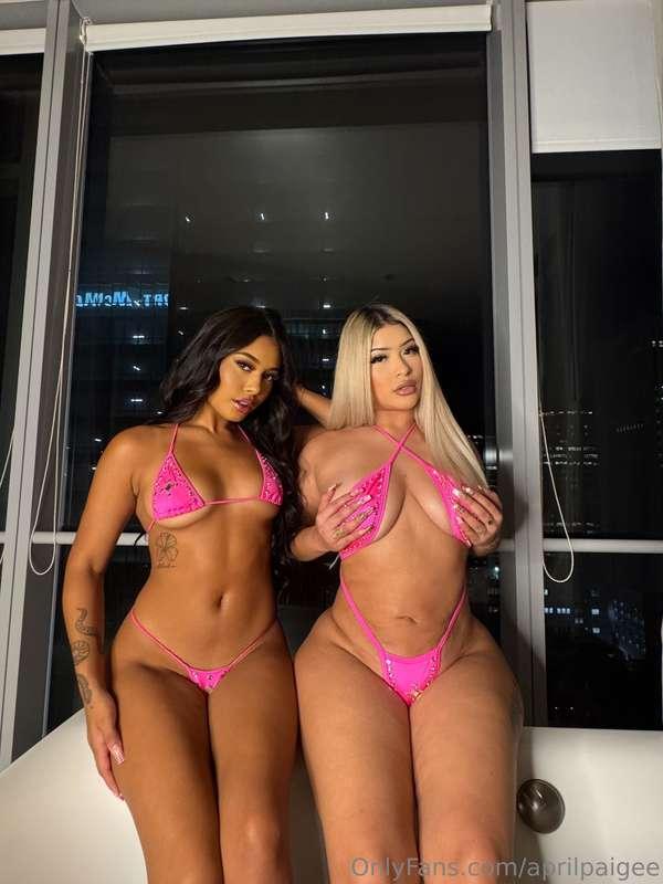 HOTTEST SLUTS💋GG LIVE NOW👀🥵 @chaneloxoxo @latinabratt69🍆 THE..