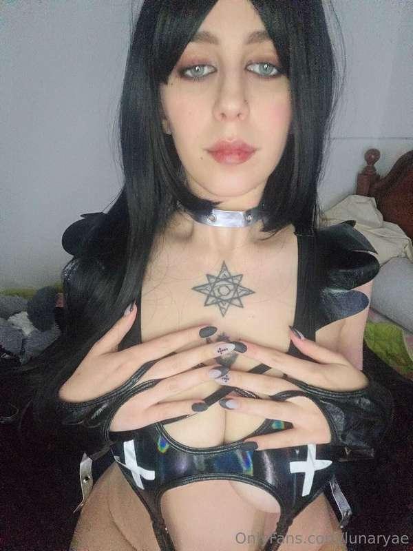Succubus is going to take your cum tonight 😈