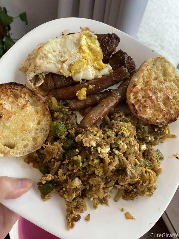 Breakfast I made today 🤤

I’ve had steak marinating in the f..