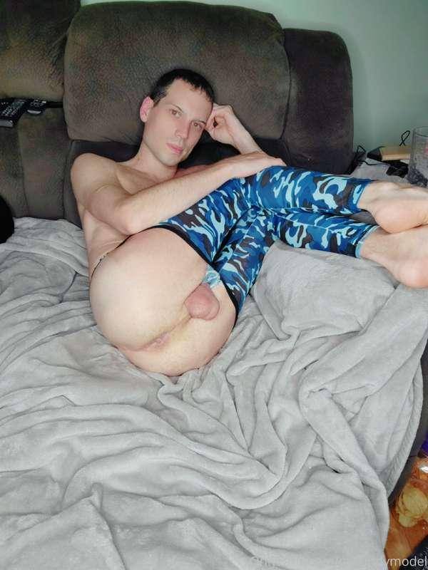 gayundymodel image #7