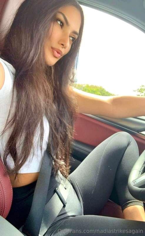 On my way to an AM yoga class ⏰🧘🏻‍♀️ this has to be one of m..