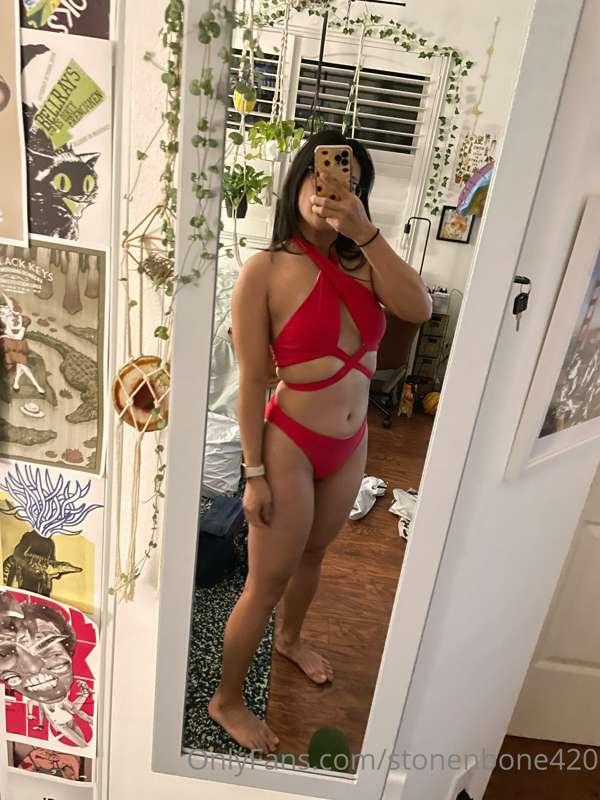 her parents have no idea their daughter is a FREAK