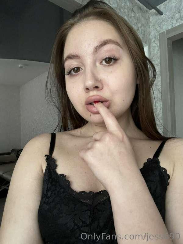 is shyness sexy part for girl?😉💋 does it makes u hard?