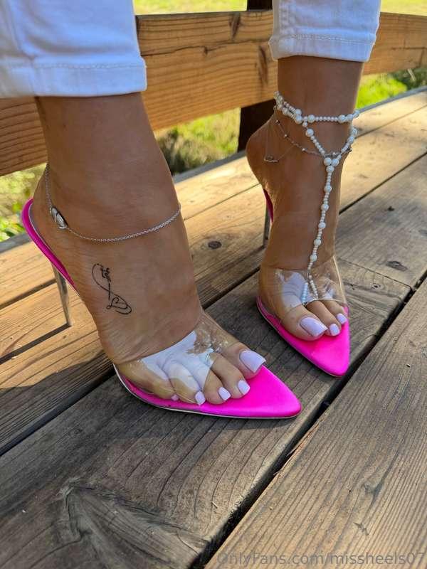 New, unreal cute pink pedi 🩷