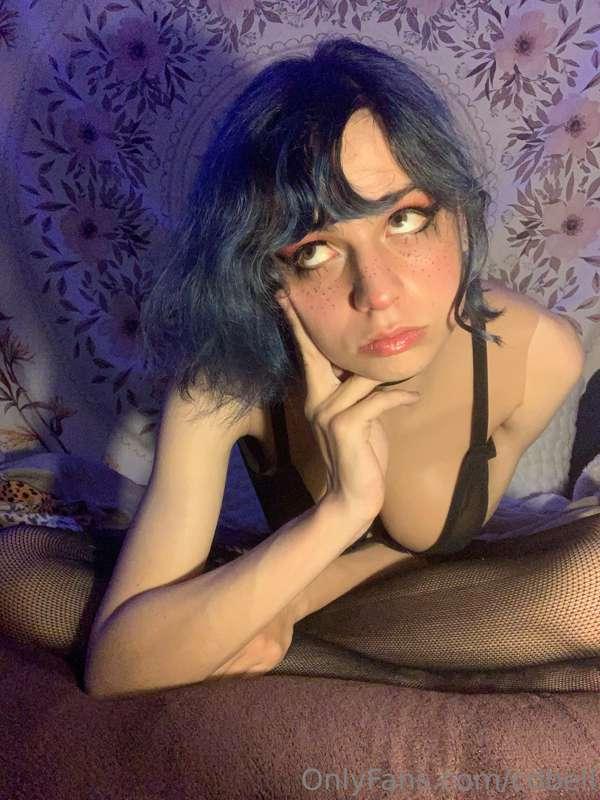 I wanna be your housewife 💕💕💕
