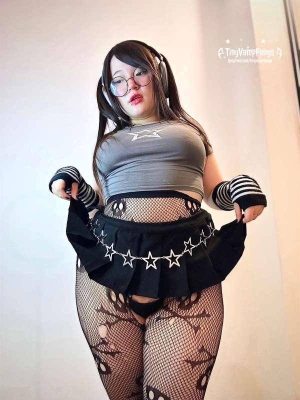 Finally, new pics
