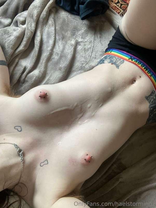 Cum on titties :)