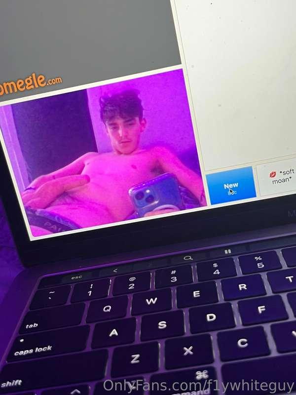 f1ywhiteguy image #0