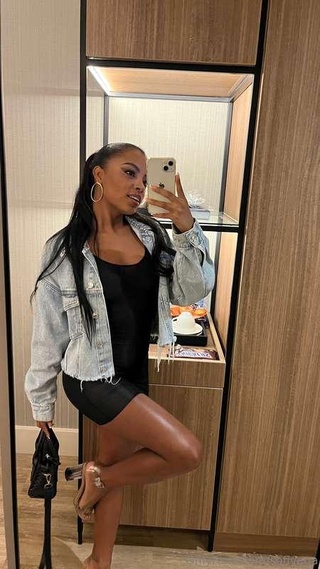 This petite Latina packs a punch, and I'm not afraid to show..