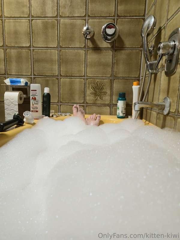 Had to take a break... hurts to much... maybe you will help ..