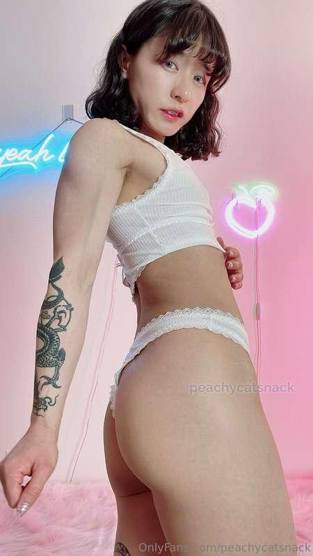 peachycatsnack image #3