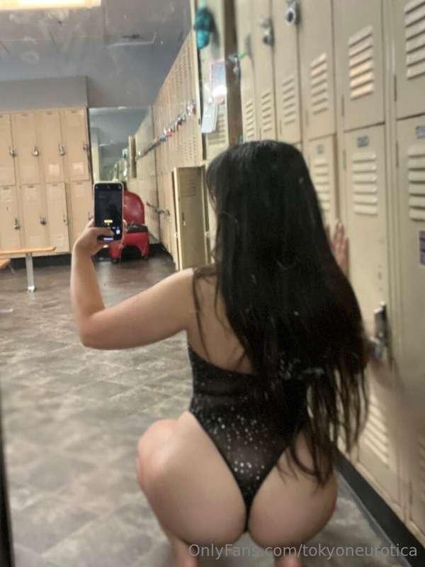 i filmed this full nude video this morning 😘 don’t forget to..