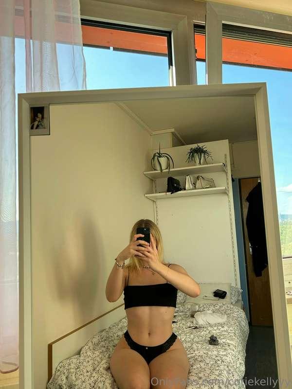 🤳