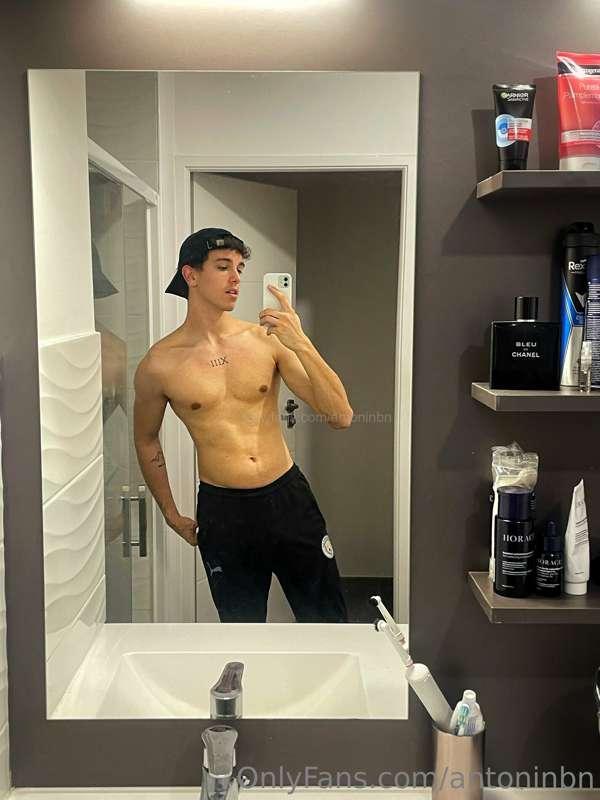 Work 🏋🏻‍♀️