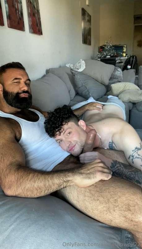 You guys been blowing me up for this scene 😳
Daddy loves see..