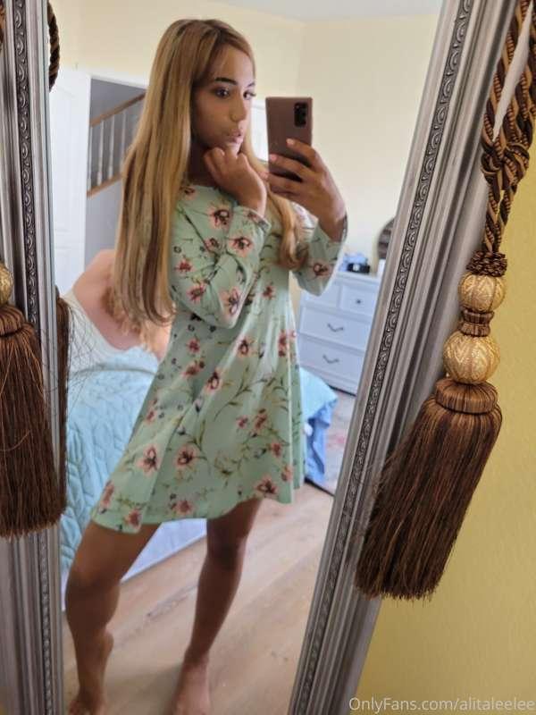 alitaleelee image #6