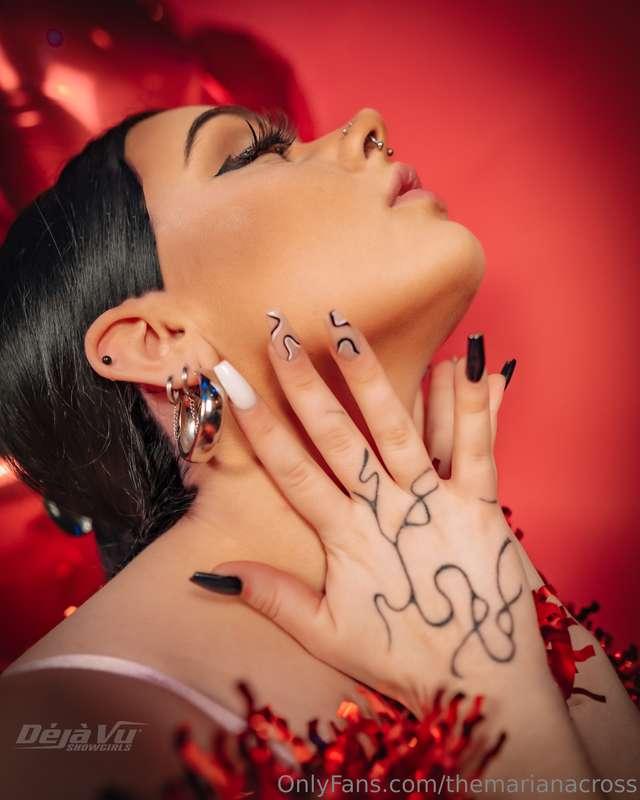 HAPPY VALENTINES DAY MY SEXY FANS😘🥰♥️