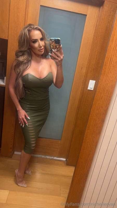 Tip $10 and I'll drop the dress 😉 