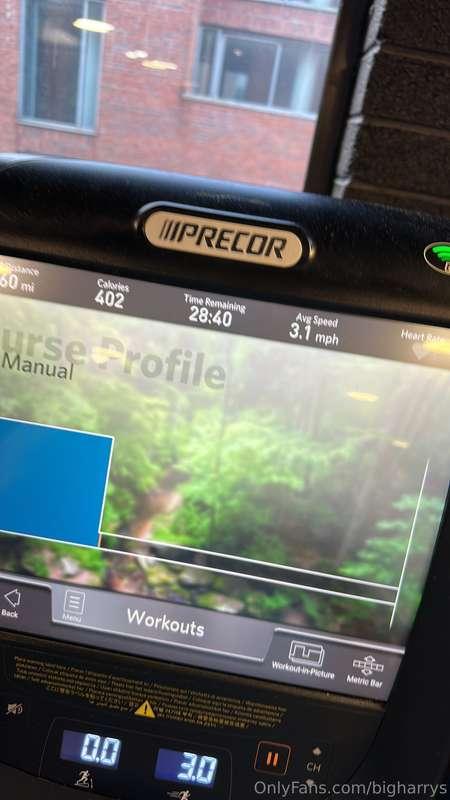 That’s my cardio done, 30 minutes, burnt 400 calories! Consi..