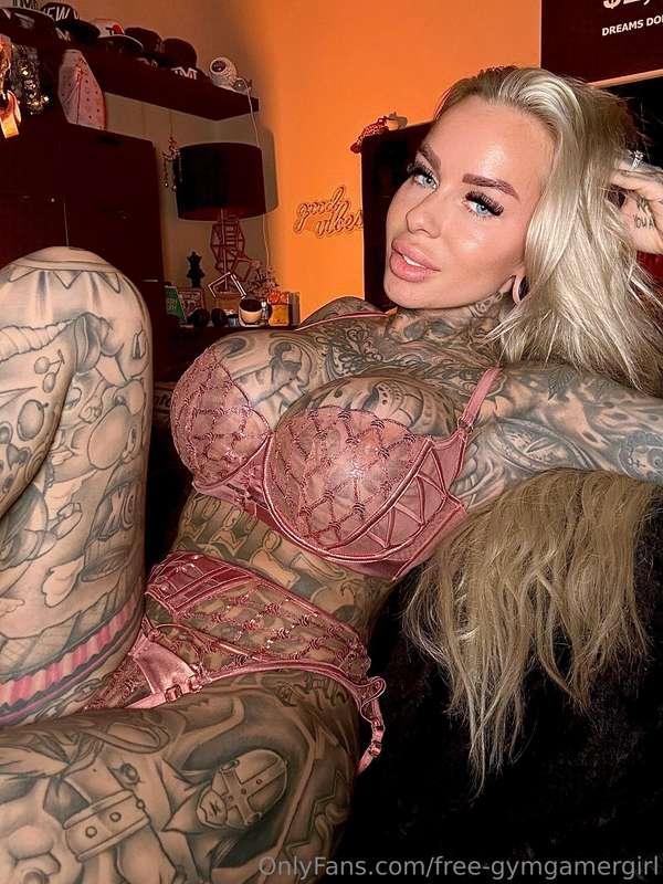 What’s your naughty fantasy today ? 😈