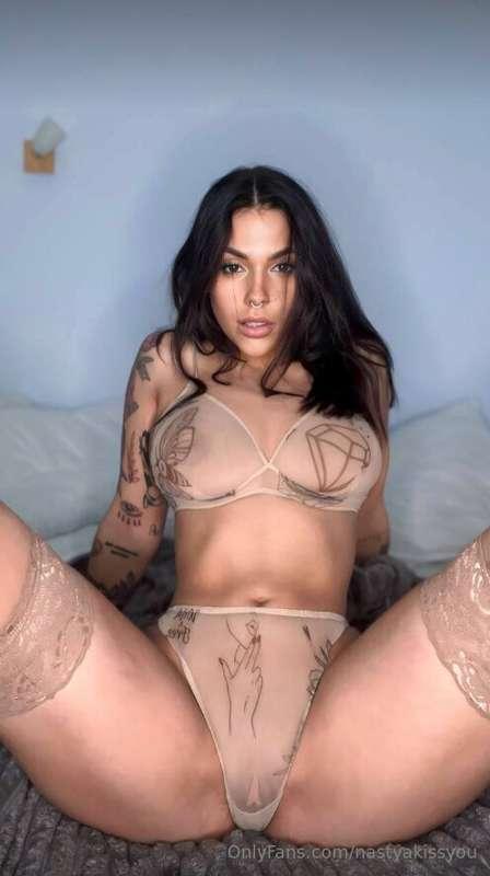 ##FREE VIP PAGE😍🔥
@missyluxxx this horny busty slut are wait..