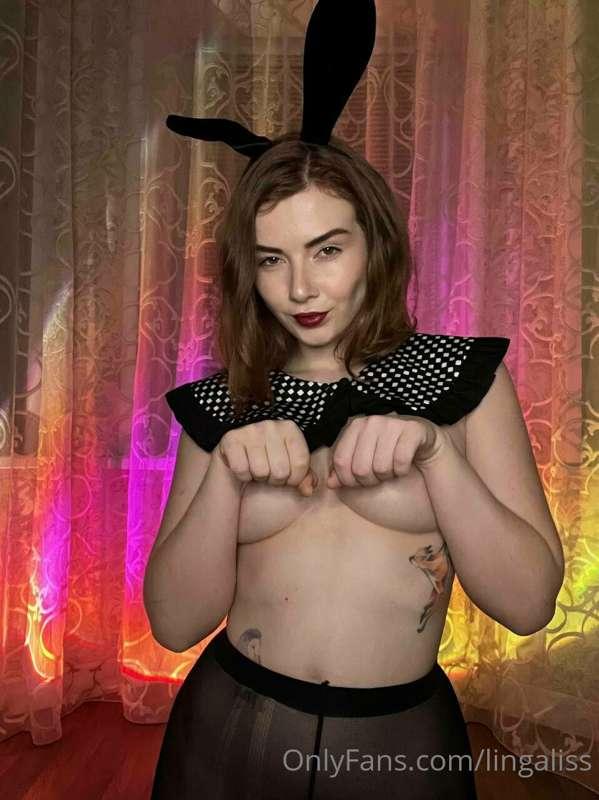 Baby I'm ready to play☀️
What kind of role play would you li..
