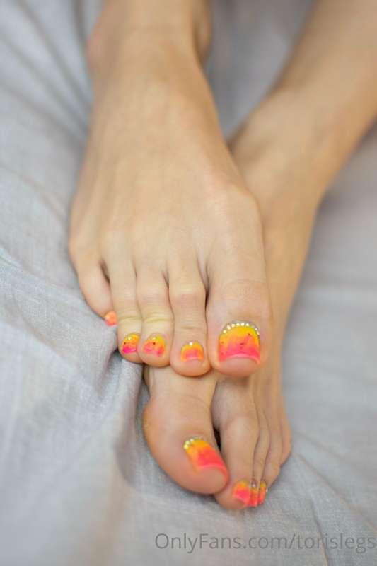 torislegs image #20