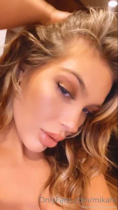 Can you tell what I am thinking right here? 😉