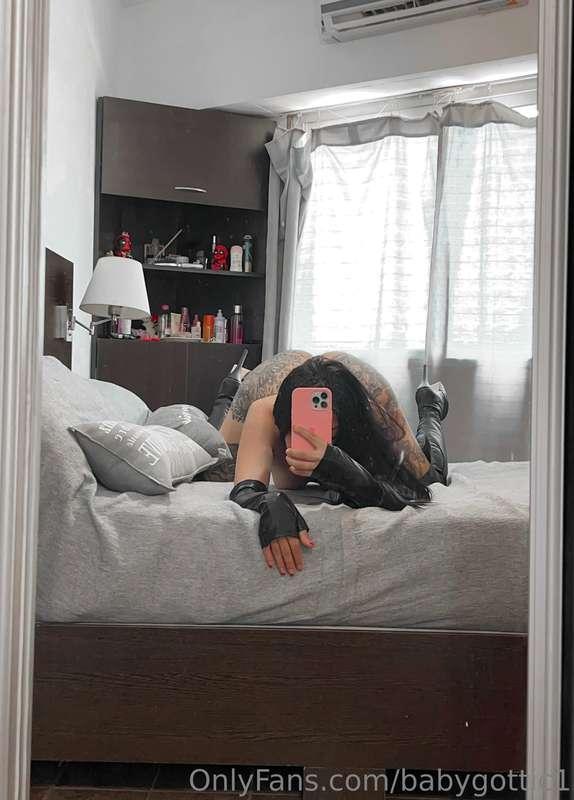 babygottic1 image #0