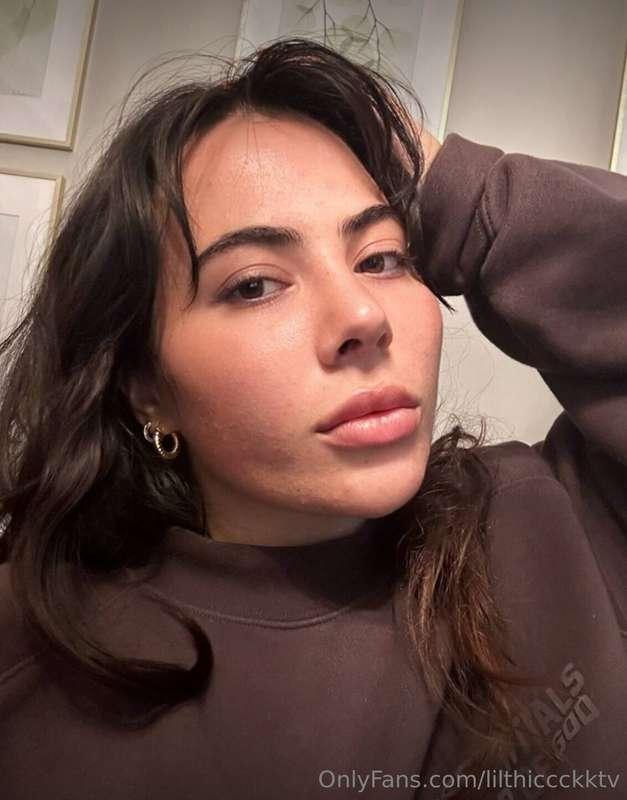 Drop a comment if you’re online 🟢