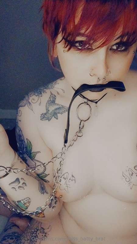 I need to go for a walk 🤤 any volunteers 😘