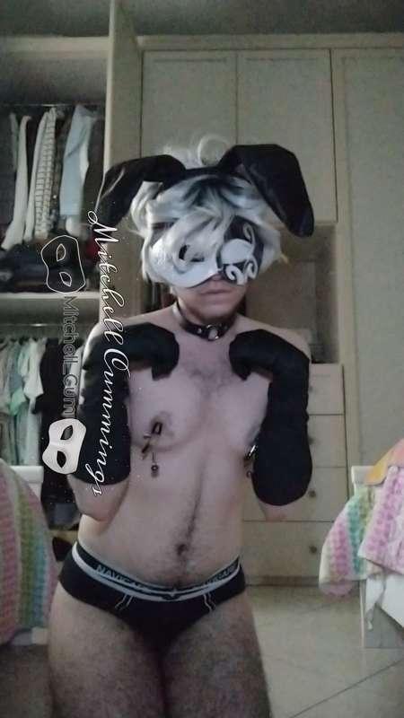 mitchell_cum image #1