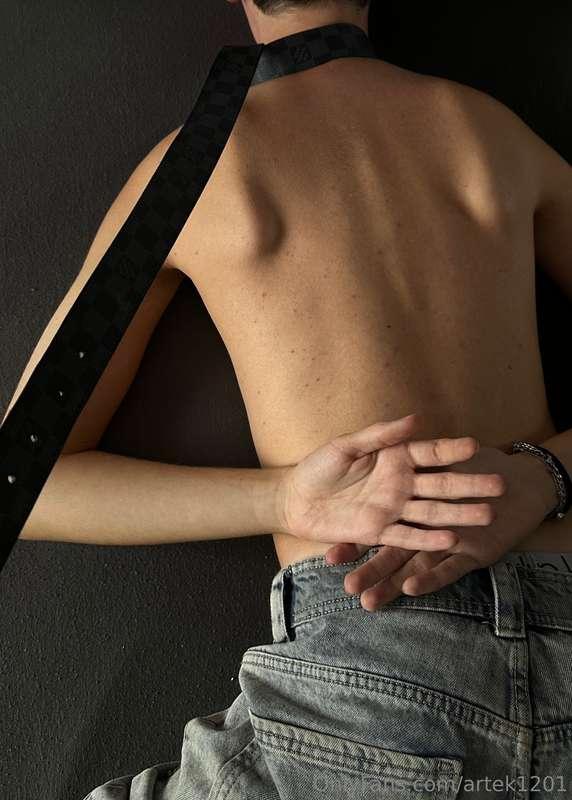 look what he made me do ⛓️