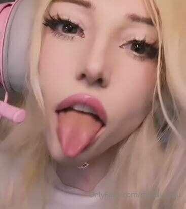 You want see my 𝓪𝓱𝓮𝓰𝓪𝓸? 🥵🥵🥵
There will be paid movies tomorr..