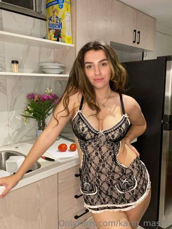 Cooking for you hot content on my VIP PAGE 🔥
