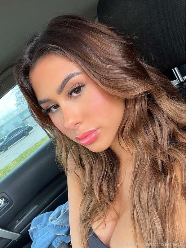👀